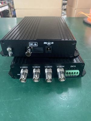 4 ช่องแอนาล็อก BNC การนิยามมาตรฐานสู่ไฟเบอร์ด้วย RS485 20KM Video Optical Converter