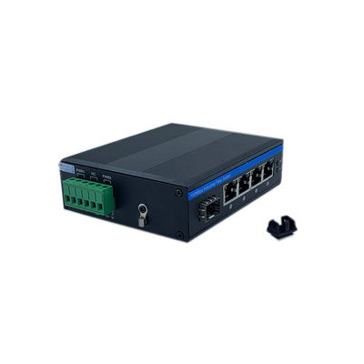 สวิตช์ POE อุตสาหกรรมที่มี 1 Port SFP และ 4 Port RJ45 สําหรับการติดตั้ง DIN Rail