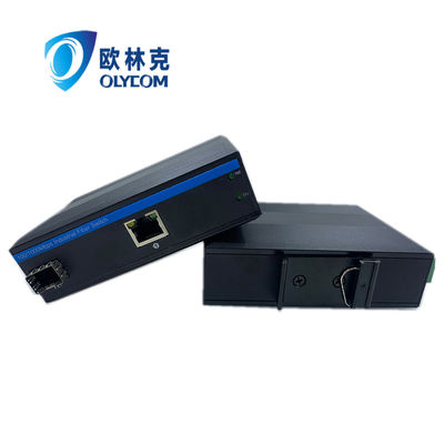 เครื่องแปลงสื่อที่แข็งแกร่ง Poe 15.4W 30W 10/100m Fast Ethernet ไม่จัดการ Ce Din Rail